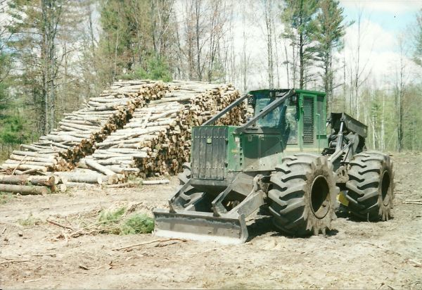 scan0001
Aspen Pulpwood Awaits Trucking, Holcomb/Allen timber harvest, 5/11
