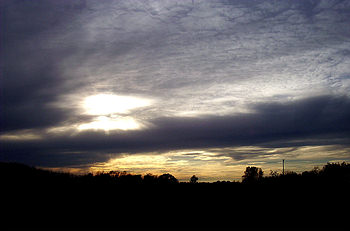 New Richmond, WI Sky about 5:45pm, Oct 8, 2006
