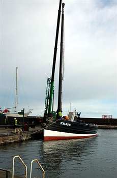 Historic Sailing Ship The Reaper, Scotland 07
Mast sawed by Bothy_Loon
