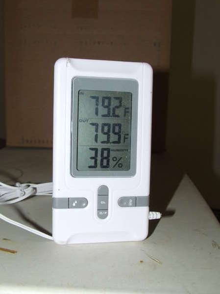 Humidity meter
