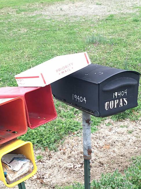 Mail
