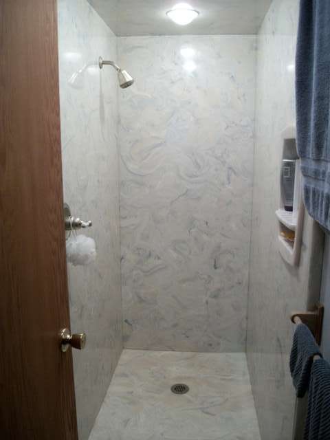 Shower room
