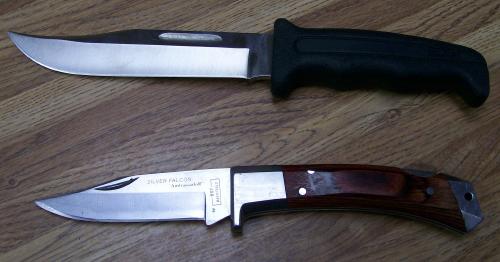 Buck_falcon
These two are in my collection. A large buck 619 and a Silver Falcon folding.
Keywords: knives