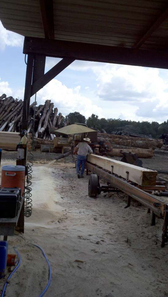 Customsawyer Jakes mill.
This is one LONG mill, 40'.
