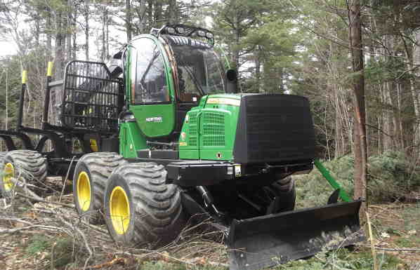 forwarder 1510E  
8 wheels,cab moves with loader George Merill  2013
