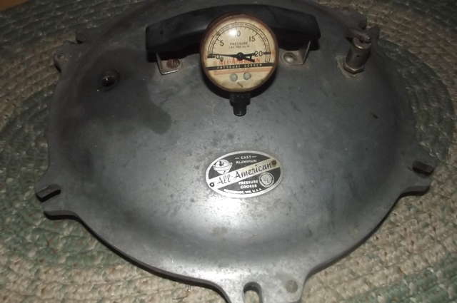 pressure cooker
