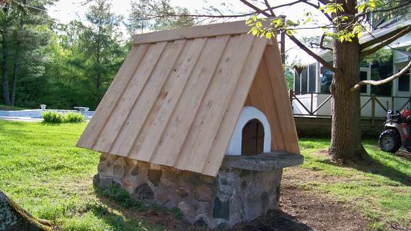 bread oven roof
