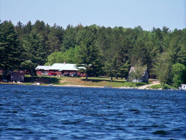 The loge from the lake 
