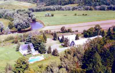 the farm
Arial pic of the farm in the Eastern Townships 
