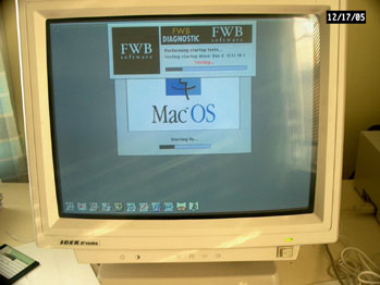 Amiga 4000 booting MacOS 7.6.1 (M68K)

