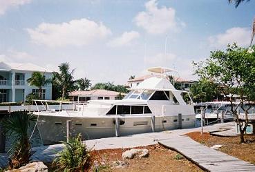 my brothers boat, he lives on it
