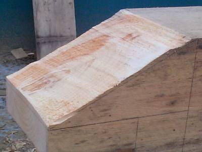 Chainsaw joinery - the cut

