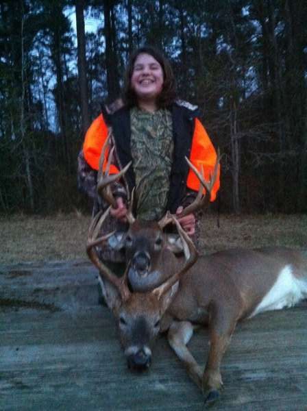 7 and 11 pt.
same stand, same hunter in MS.
