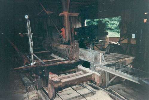 Farquhar Circle Mill
Close to 1987 I set up my first mill. It was an OLD Farquhar.
