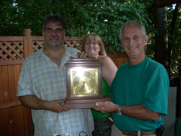 DSCN0360
Presenting Jeff & Tammy with a Walnut Clock
