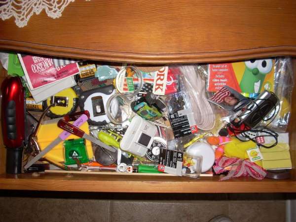 DSCN1208
Junk drawer
