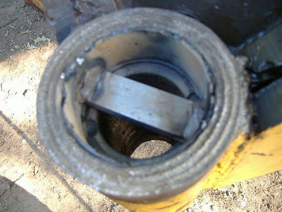 Removing whats left of the vertical center bearing.
