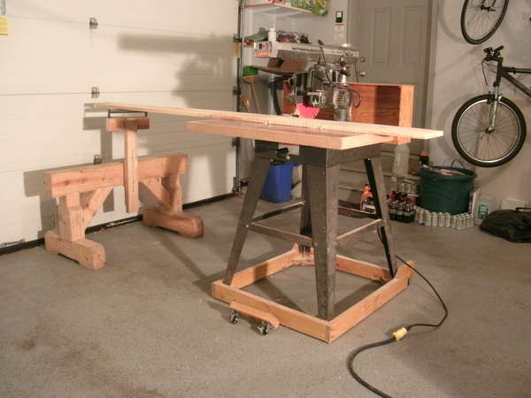 Radial Arm Saw with Support
