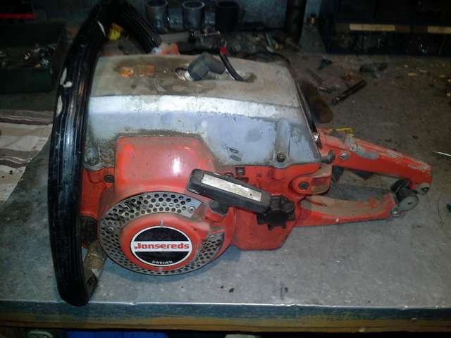 Small saw
Side view
