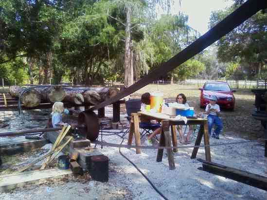 Picnic at the sawmill... Hard working crew
