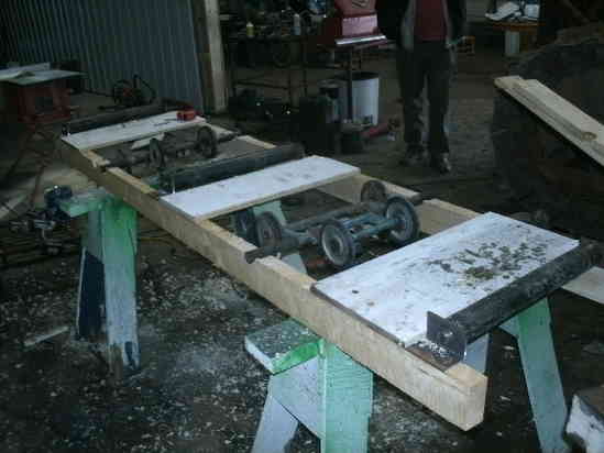 conveyor system
useing old skidoo parts
