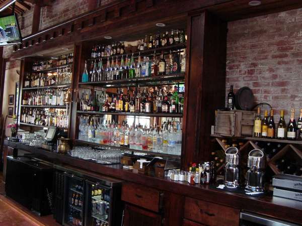 redwood bar
