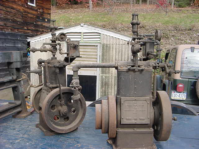 Two_steam_engines_from_Scrantion_Lace_co.JPG