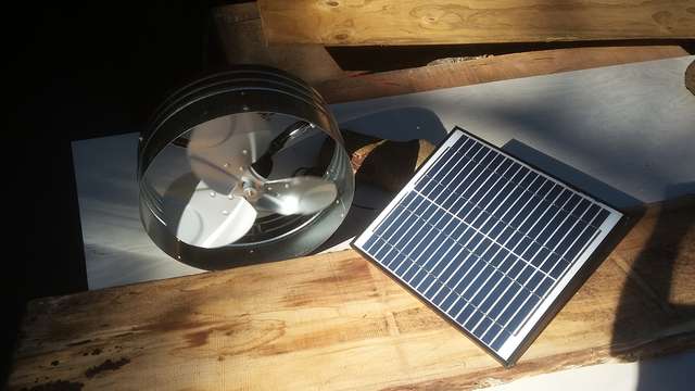 Solar Fan
Solar fan for small solar kiln being built.  1000cfm.
