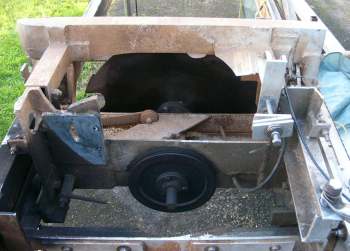 Chainsaw Driven Swingblade In Sawmills And Milling